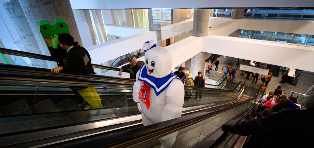 Staypuft rides the elevator